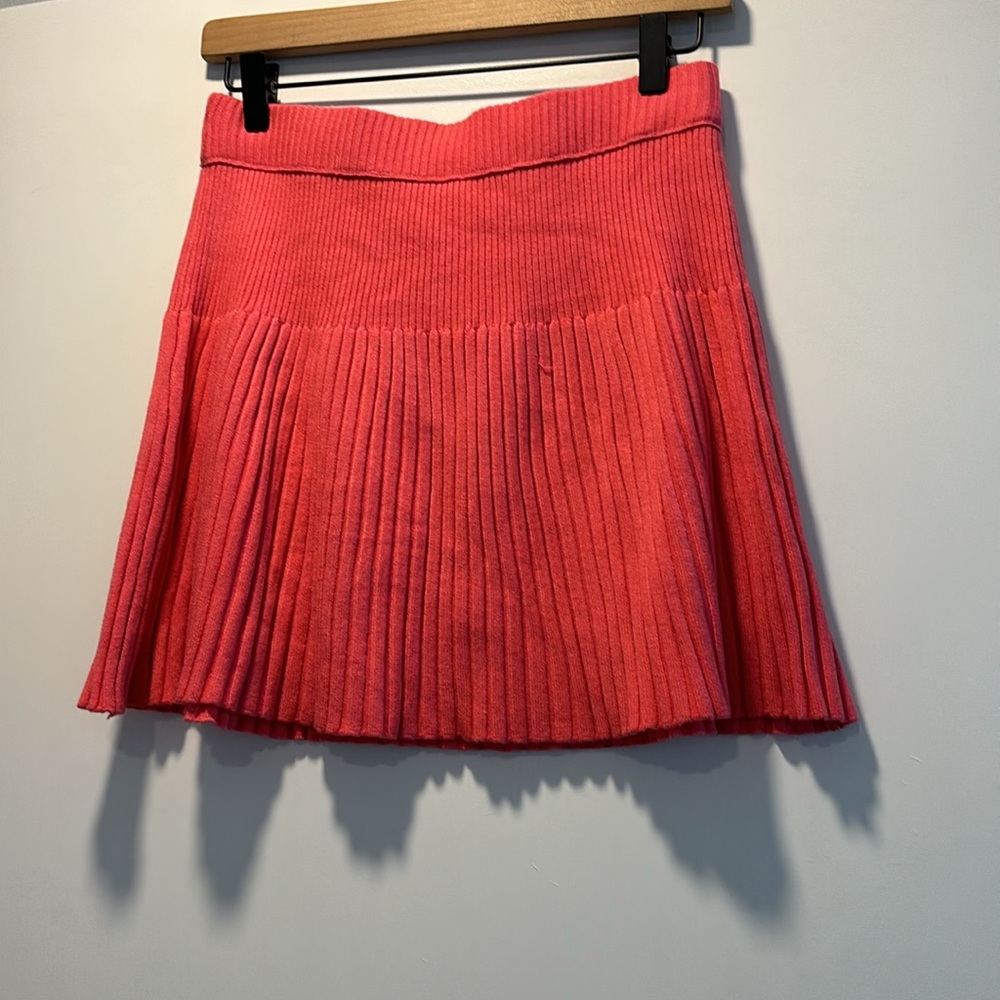 Aerie knit crochet pleated mini skirt sz S